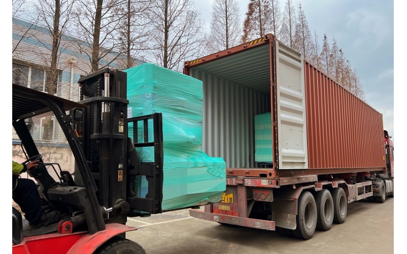 450克氯化钙压片机发货西班牙